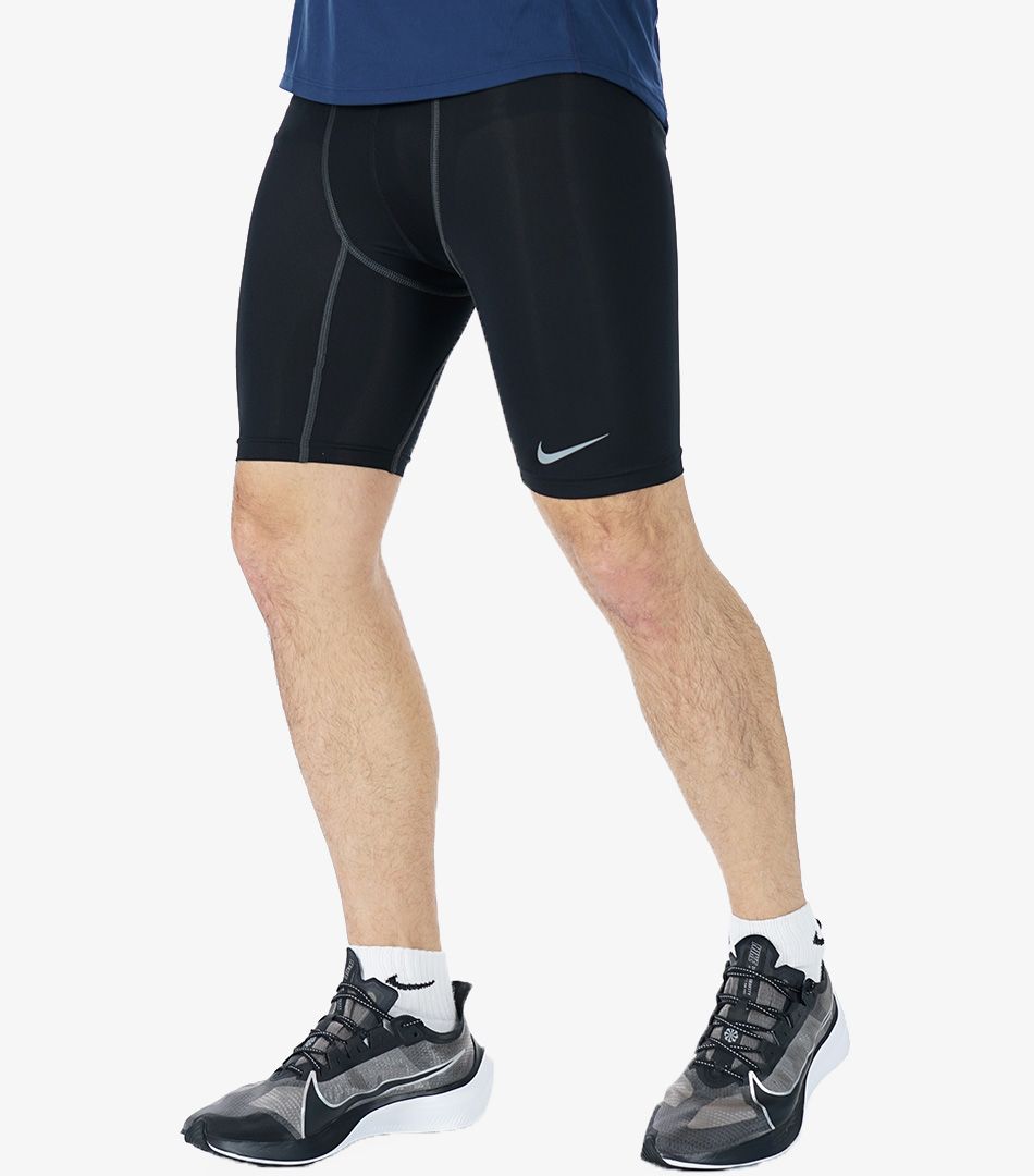 Nike Running PRO COMBAT HYPERCOOL COMPRESSION 3.0 SHORT SLEEVE SHIRT Herren  